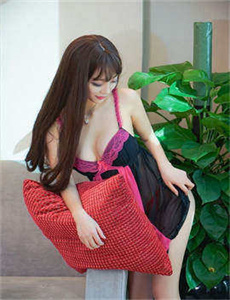 《欧美女人和动物》