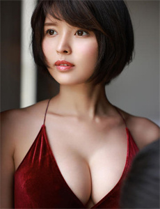 《黑人一个接一个上来糟蹋》